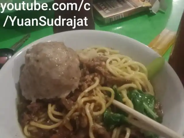 Gambar Makanan Mie Baso Tahu Pak Oyen 3