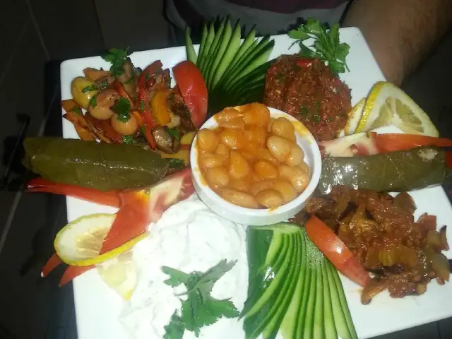 Keyf-i Mekan Cafe And Restaurant'nin yemek ve ambiyans fotoğrafları 7