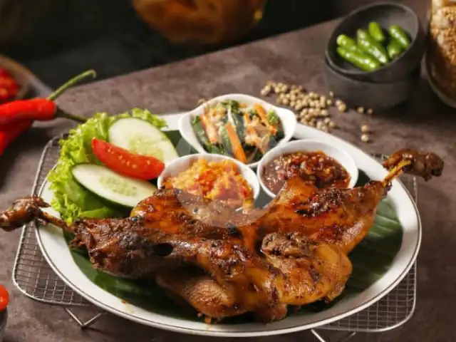 Gambar Makanan Akibat Bebek Muda, Kelapa Gading 5