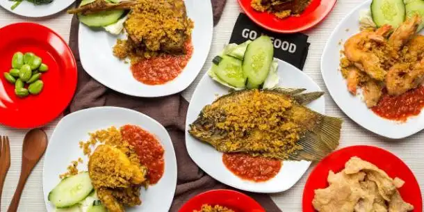 Warung Linci Ayam Goreng Kremes Khas Suroboyo, Gunung Sanghyang