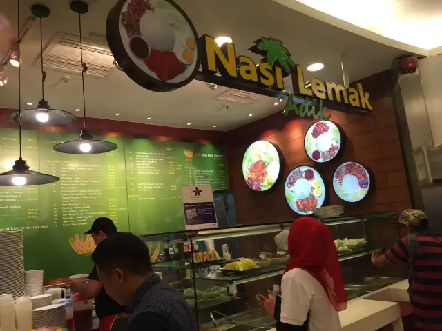 Nasi Lemak Adik Food Photo 2