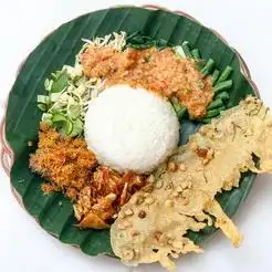 Gambar Makanan Risol Mayo n Mpek2 Dapoer Puput's, Simorejosari A 15