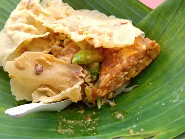 Gambar Makanan Nasi Pecel Madiun Berkat 2