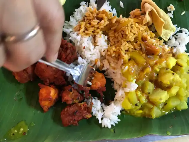 Moorthy's Banana Leaf Rice Food Photo 1