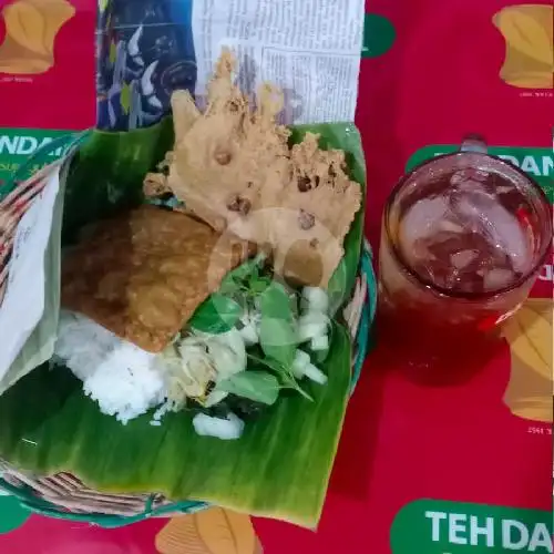 Gambar Makanan Nasi Pecel Pincuk Khas Madiun (Pak Kumis), Gunung Malang 15