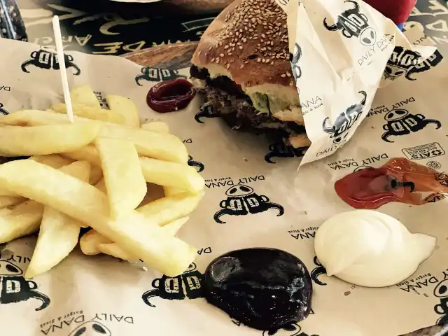 Daily Dana Burger & Steak'nin yemek ve ambiyans fotoğrafları 72