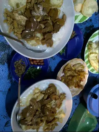 Gambar Makanan Bubur Ayam Jamur 'Khas Ibu Elly' 2