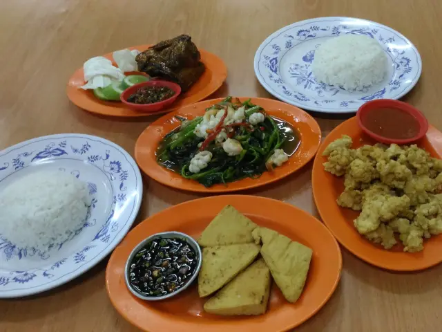 Gambar Makanan Warung Sarana 5