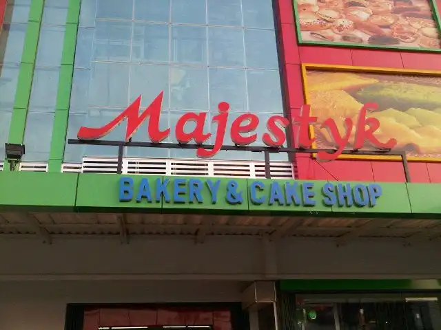 Gambar Makanan Majestyk Bakery & Cake Shop 4