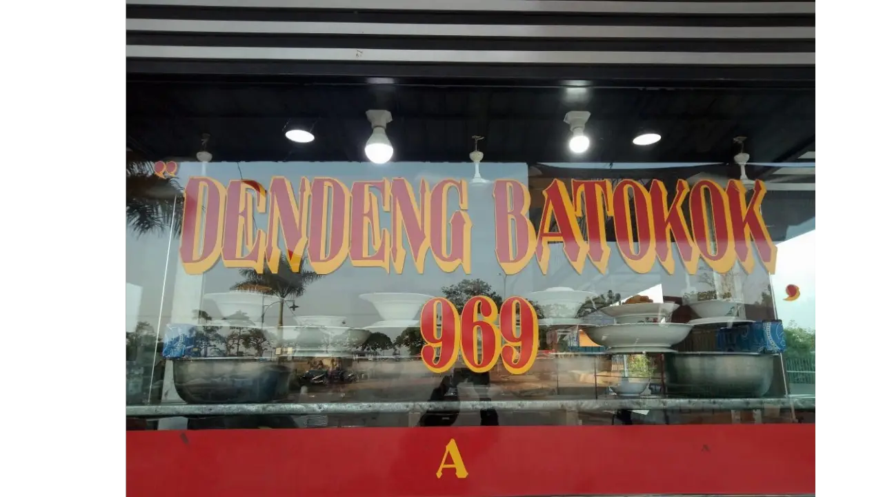 Dendeng Batokok Pluto, Batam