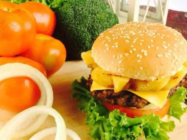BurgerByte Food Photo 3