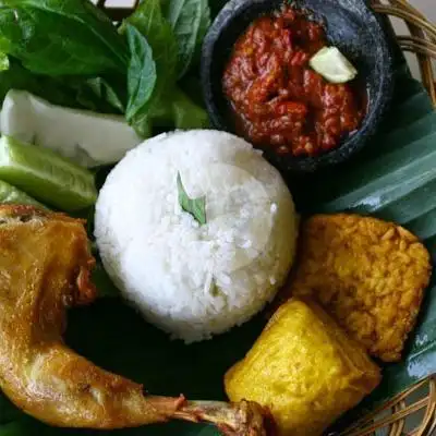 Gambar Makanan Ayam Bakar Bunda, Bogor Selatan 7