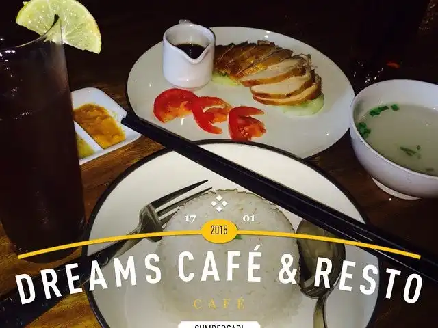 Gambar Makanan Dreams Café & Resto 3