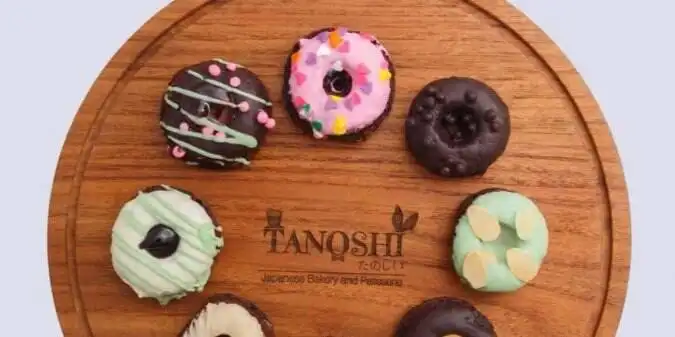 Tanoshi Bakery