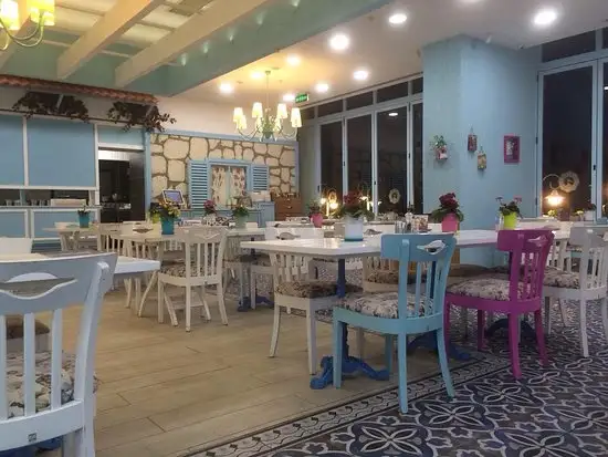 Hindistan Büyüleyici Saygılı Alaçatı Muhallebicisi yeri ve telefon numarası.İstanbul, İstanbul restoran - YummyAdvisor Hindistan Büyüleyici Saygılı Alaçatı Muhallebicisi yeri ve telefon numarası.İstanbul, İstanbul restoran - YummyAdvisor