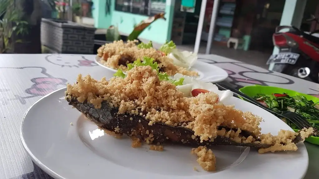 Kedai Ayam Goreng Kremes Bu Nani