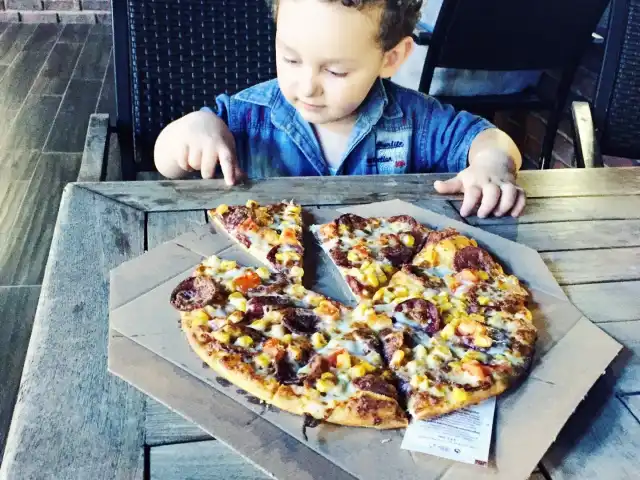 PizzaLazza Kayışdağı'nin yemek ve ambiyans fotoğrafları 14