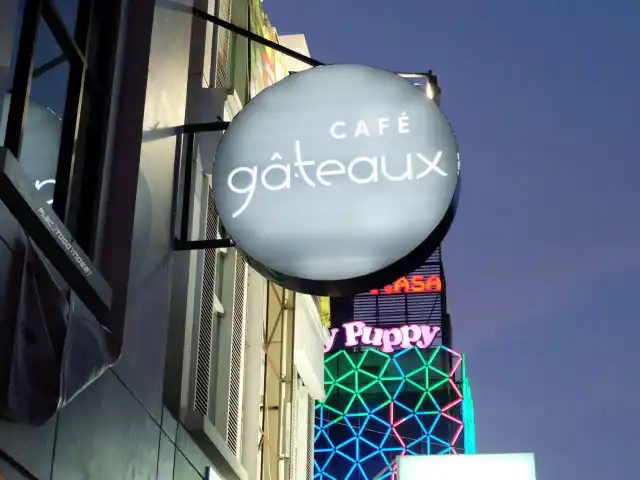 Gambar Makanan Gateaux Cafe 6