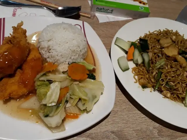 Gambar Makanan Solaria - Transmart Ngagel 2