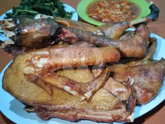 Gambar Makanan Bebek Goreng H. Slamet (Asli) Kartosuro, Tanjung Duren 7