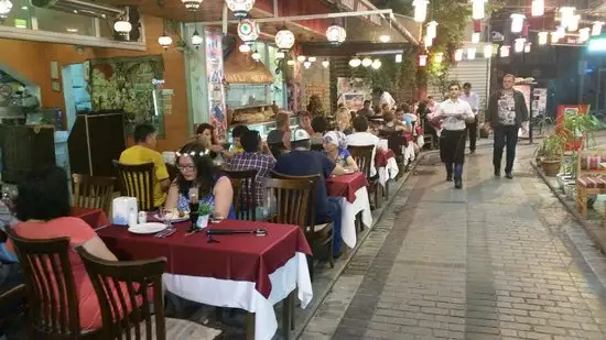 Tarihi Adana Sofrası'nin yemek ve ambiyans fotoğrafları 1