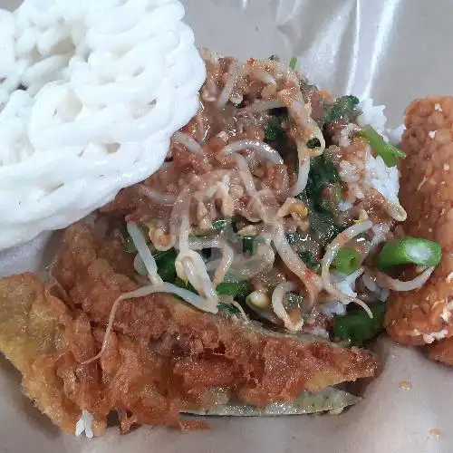 Gambar Makanan Nasi Soto Ayam Dan Nasi Pecel Pak PRI, Jl. Ahmad Yani No 1 2