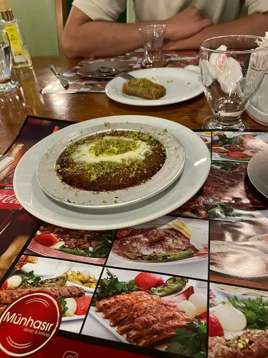 Münhasır Döner & Kebap'nin yemek ve ambiyans fotoğrafları 55