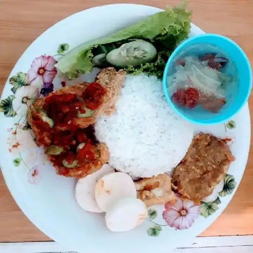 Gambar Makanan Ayam Geprek Izzan, Ratna 3