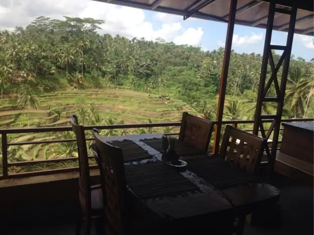 Gambar Makanan Warung Terrace La Uma 2