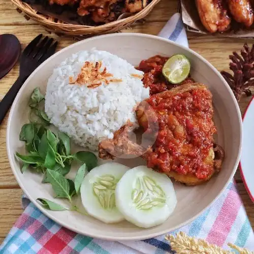 Gambar Makanan Dapoer Dje (Snack Food & Drink), Sungai Limboto 8