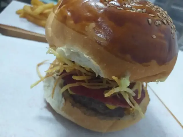 Burger Cio'nin yemek ve ambiyans fotoğrafları 1