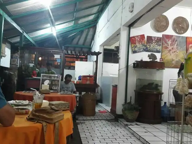 Gambar Makanan Warung Parahyangan 13