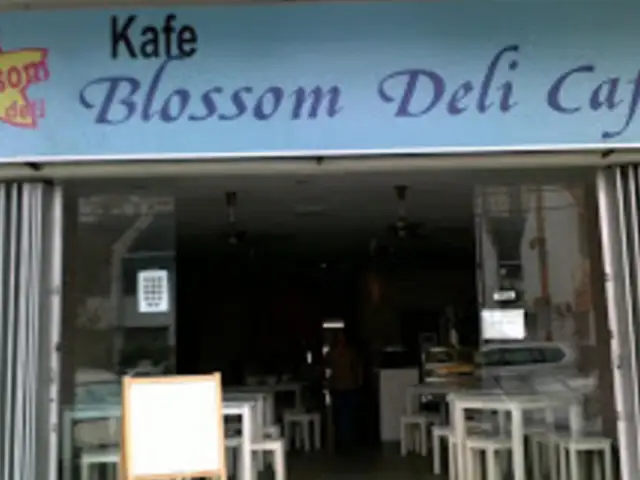 Blossom Deli Cafe Food Photo 1