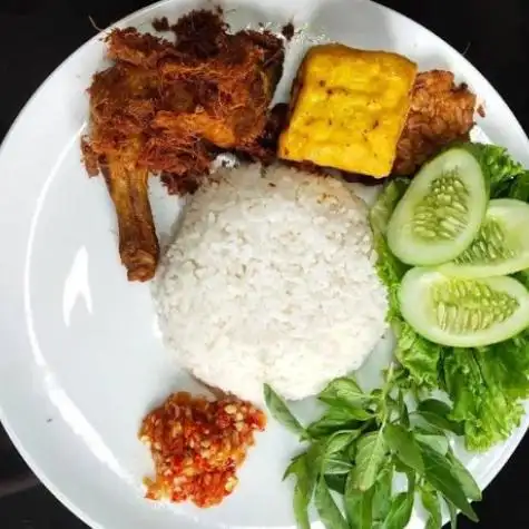 Gambar Makanan Seblak & Telur Kuah Dipta 4