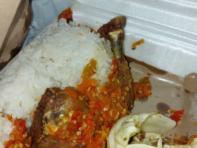 Gambar Makanan Ayam Penyet Bengal 4