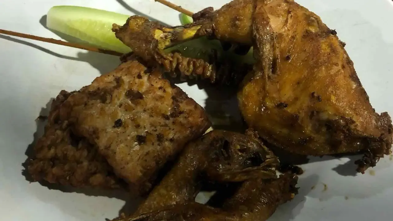 Ayam Goreng & Bakar Si Bungsu