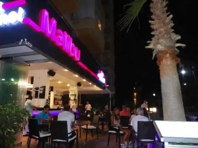 Malibu Restaurant Cafe & Bar'nin yemek ve ambiyans fotoğrafları 14