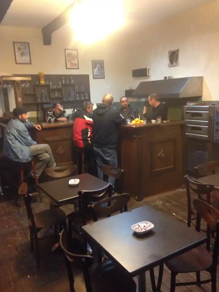 Colina Cafe Bar