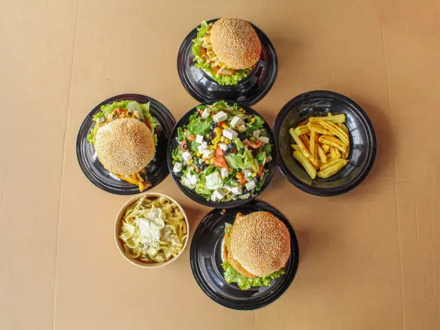 Santa Carla Burger'nin yemek ve ambiyans fotoğrafları 1