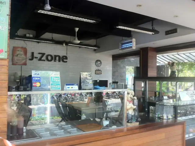 Gambar Makanan J - Zone 17