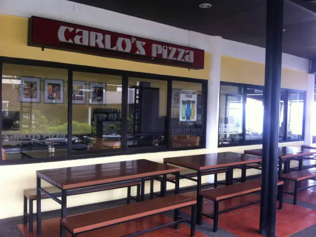 Carlo's Pizza Food Photo 7