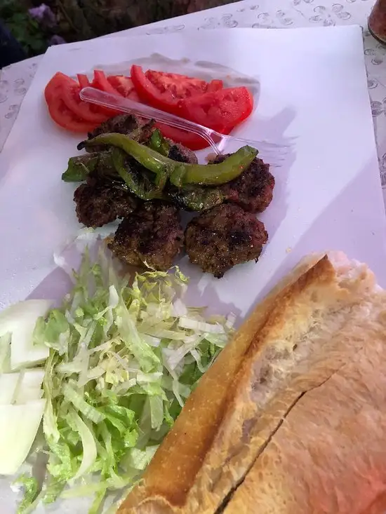 Köfteci Cevdet'nin yemek ve ambiyans fotoğrafları 8