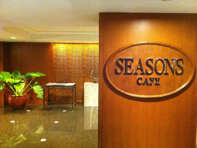 Gambar Makanan Seasons Cafe - Four Seasons 3