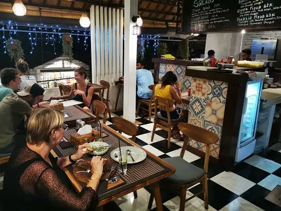 Gambar Makanan Mozzarella Ubud 20