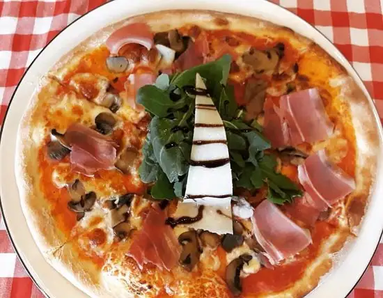 Tarantella Pizza'nin yemek ve ambiyans fotoğrafları 20
