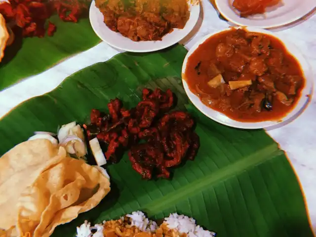 Raj's Banana Leaf Food Photo 10