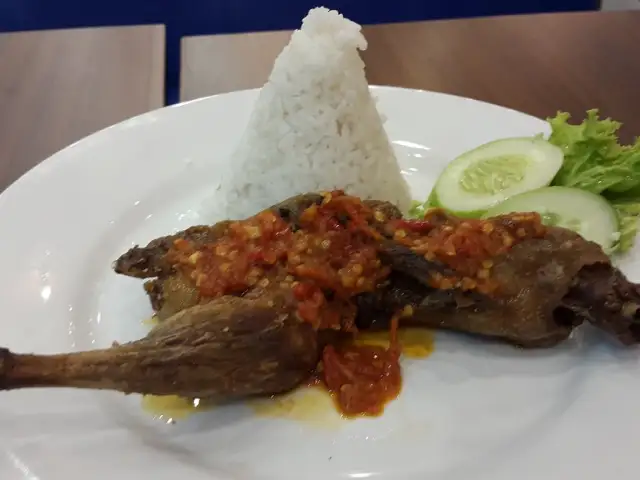 Gambar Makanan Bebek Dower - Green Pramuka Square 2