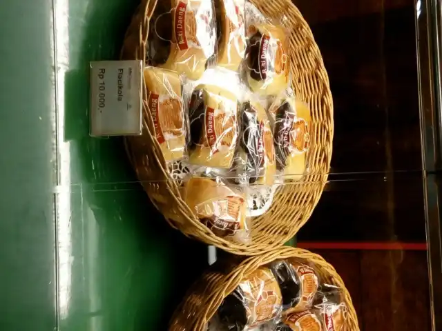 Gambar Makanan Roti Daeng 7