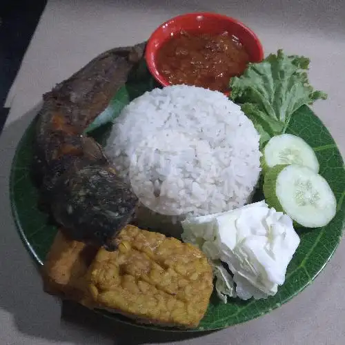 Gambar Makanan Ayam Bakar Madu (Ibu Khomsah), Pinang Ranti 18