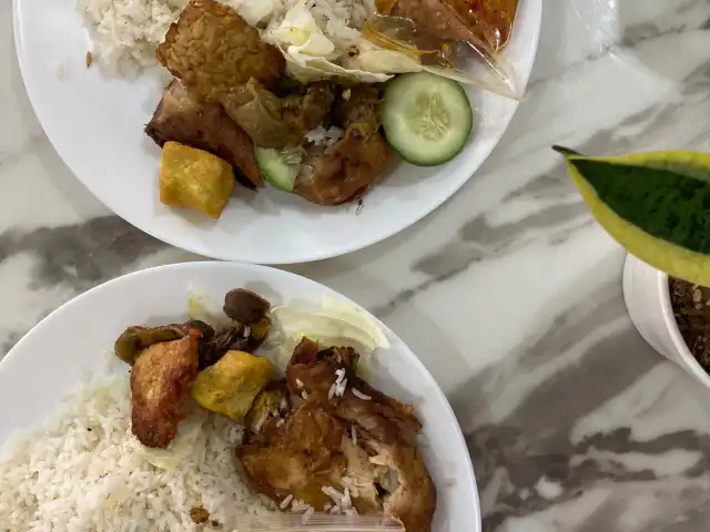 Ayam Gepuk Pak Gembus Klang Food Photo 1